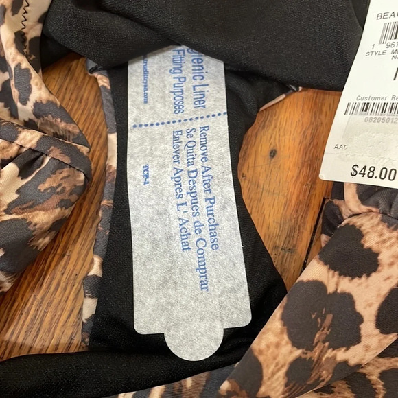 Bar III Beach Cheetah Printed High Rise Shirred sides Bikini Bottoms size M NWT - Picture 3 of 5